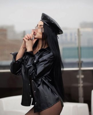 Сабина, 28 лет — домина БДСМ