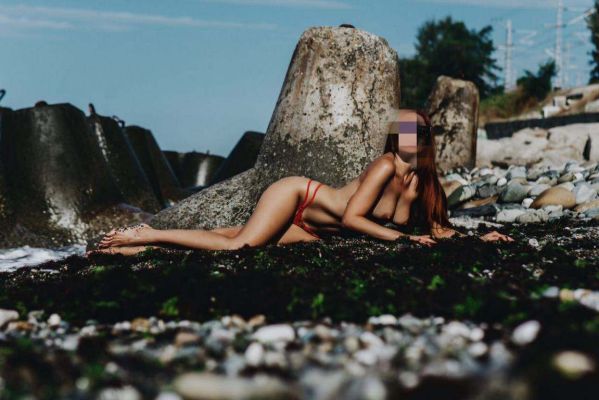 Анюта, анкетные фото