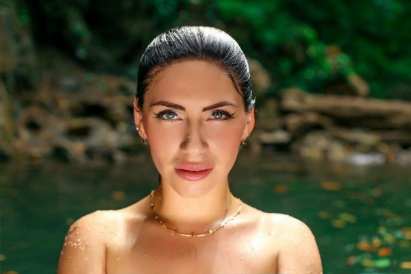 Виктория, фото