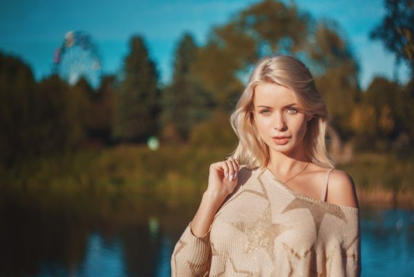 Взывать грудастую куртизанку Алиса, г. Сочи (%profile.area