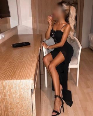 АЛИНА , ню-фото