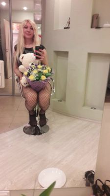  Транссексуалка Лола, эротические фото