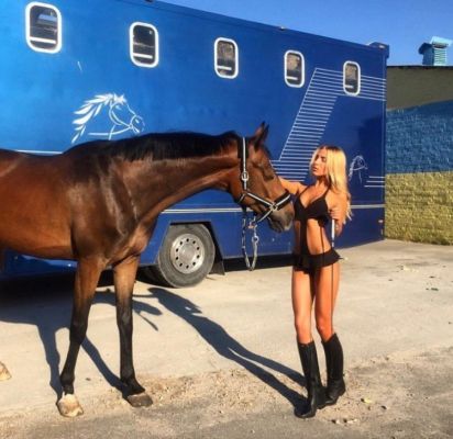 Виктория, фото