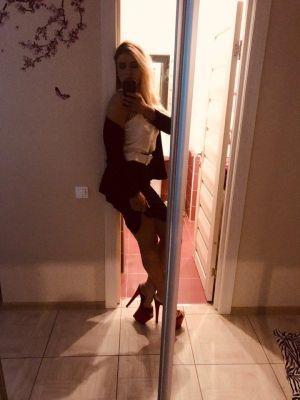  Елена, фото с сайта sexosochi.online