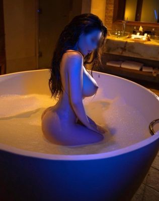 Девушка Алиса  (Сочи), 8 989 087-88-65