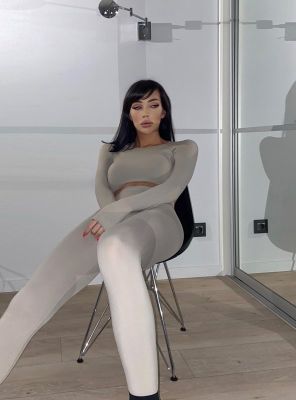 Вызвать проститутку от 15000 руб. в час (Рита, 25 лет)