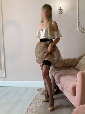 заказать девушку от 5000 руб. в час (Алиса , 24 лет)