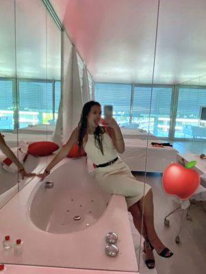 Соня, возраст: 24, рост: 169, вес: 59