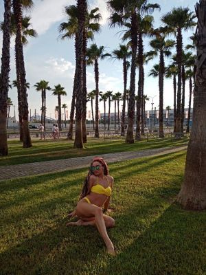 Студентка индивидуалка Карина , рост: 170, вес: 0