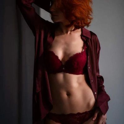 Красивая шлюха (рост: 160), работает в  (Центр)