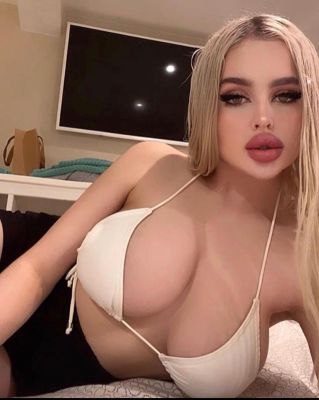Шлюха за деньги (24 лет) работает в Сочи (Центральный)
