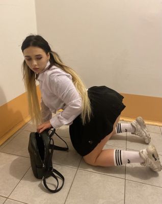 юная шлюха МБР включён , г. Сочи, интим 24 7