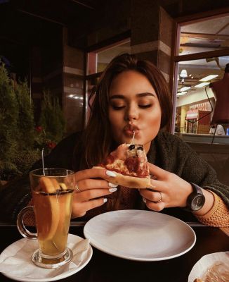 самая дешевая проститутка Алена, 19 лет, закажите онлайн