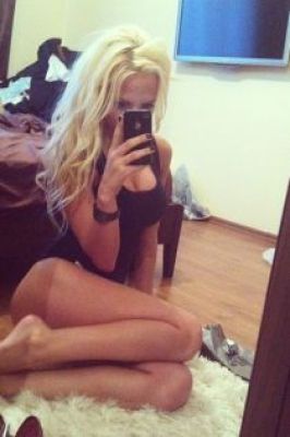 купить проститутку в Сочи (Ксюша, тел. 8 918 402-93-00)