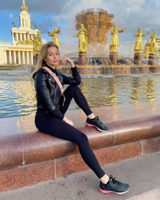 Заказать шлюху от 15000 руб. в час (Кейт, тел. 8 938 459-23-54)