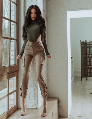 зрелая инди Самира, принимает круглосуточно