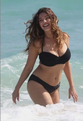 Кристина, 21 лет — эромассаж для мужчин