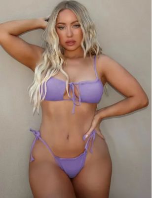 Аня - проститутка по вызову, заказать в один клик